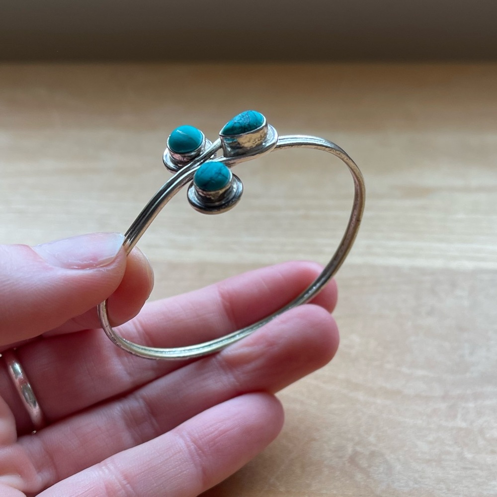 TURQUOISE STERLING SILVER CLASP BRACELET